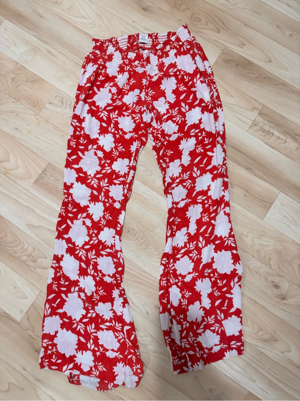 Billabong Red and White Floral Women’s ' Wide-Leg Bottoms